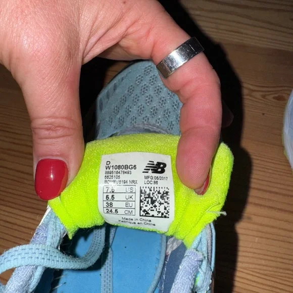 New Balance Fresh Foam Women's Athletic Shoes - Aqua and Lime - Picture 5 of 5